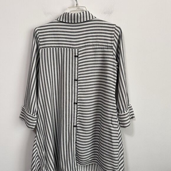 Soft Surroundings Standout Tunic Top M? Stripe Button Front Asymmetric Hem - Picture 8 of 12